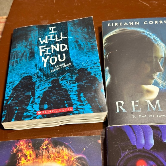 Scholastic Mystery Books Lot of 6 Tween Teen Summer Reading Middle Grades - Picture 7 of 10